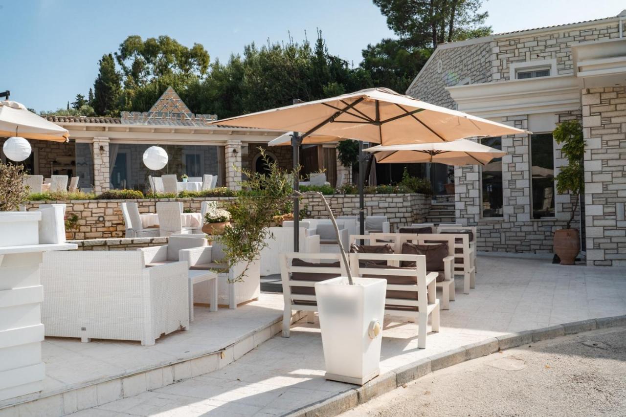 Luxury Villa Hera - Beachfront 로다 외부 사진